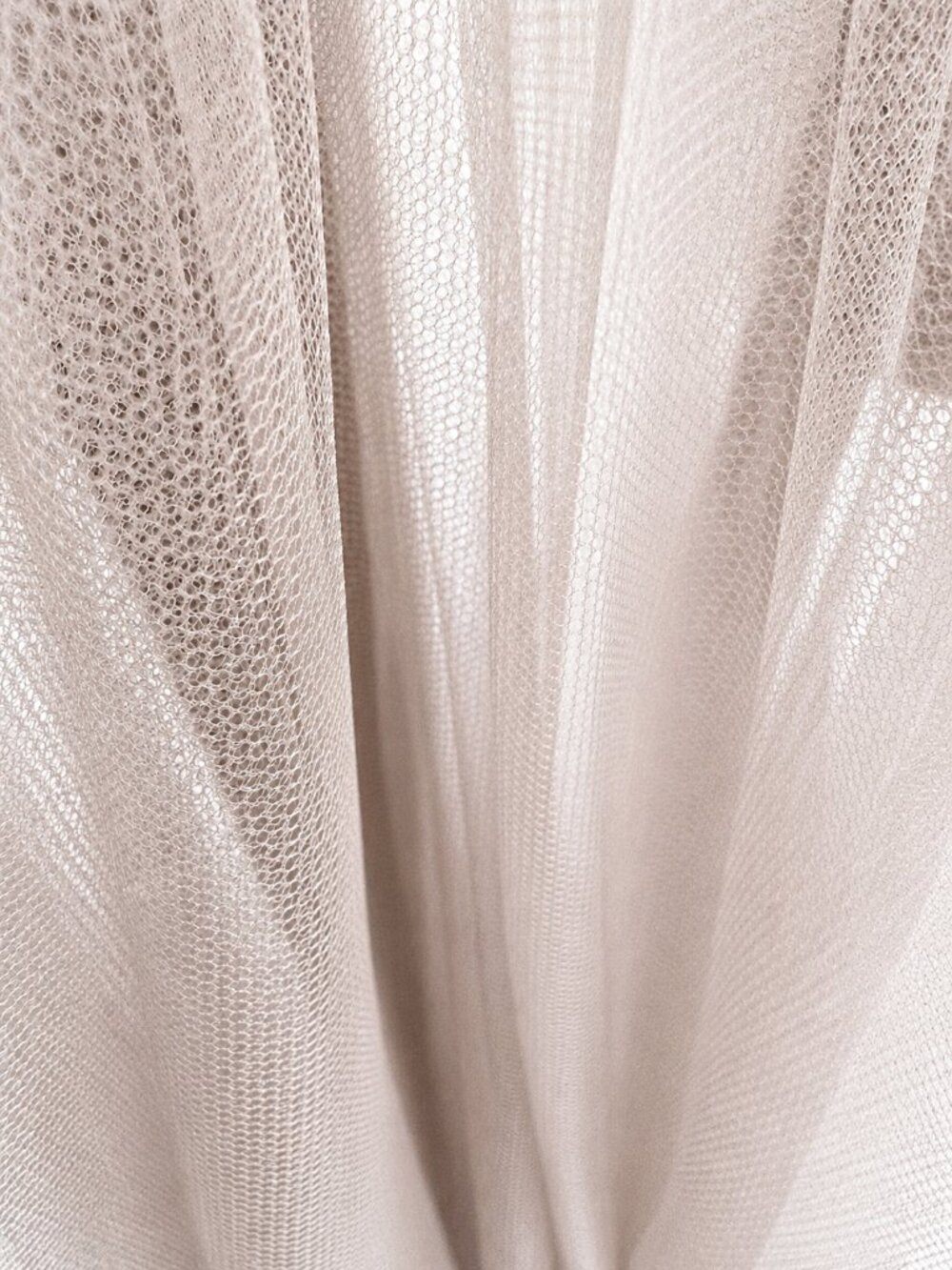 NWT Rare Amoralle Recherche Bridal Tulle Gown in Powder Taupe Size M - Picture 9 of 15